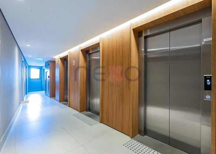 Business De Alto Padrao No Go24 Com Piscina Porto Alegre