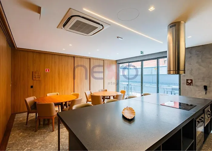 Apartamento Business De Alto Padrao No Go24 Com Piscina *