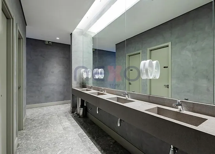 Business De Alto Padrao No Go24 Com Piscina *